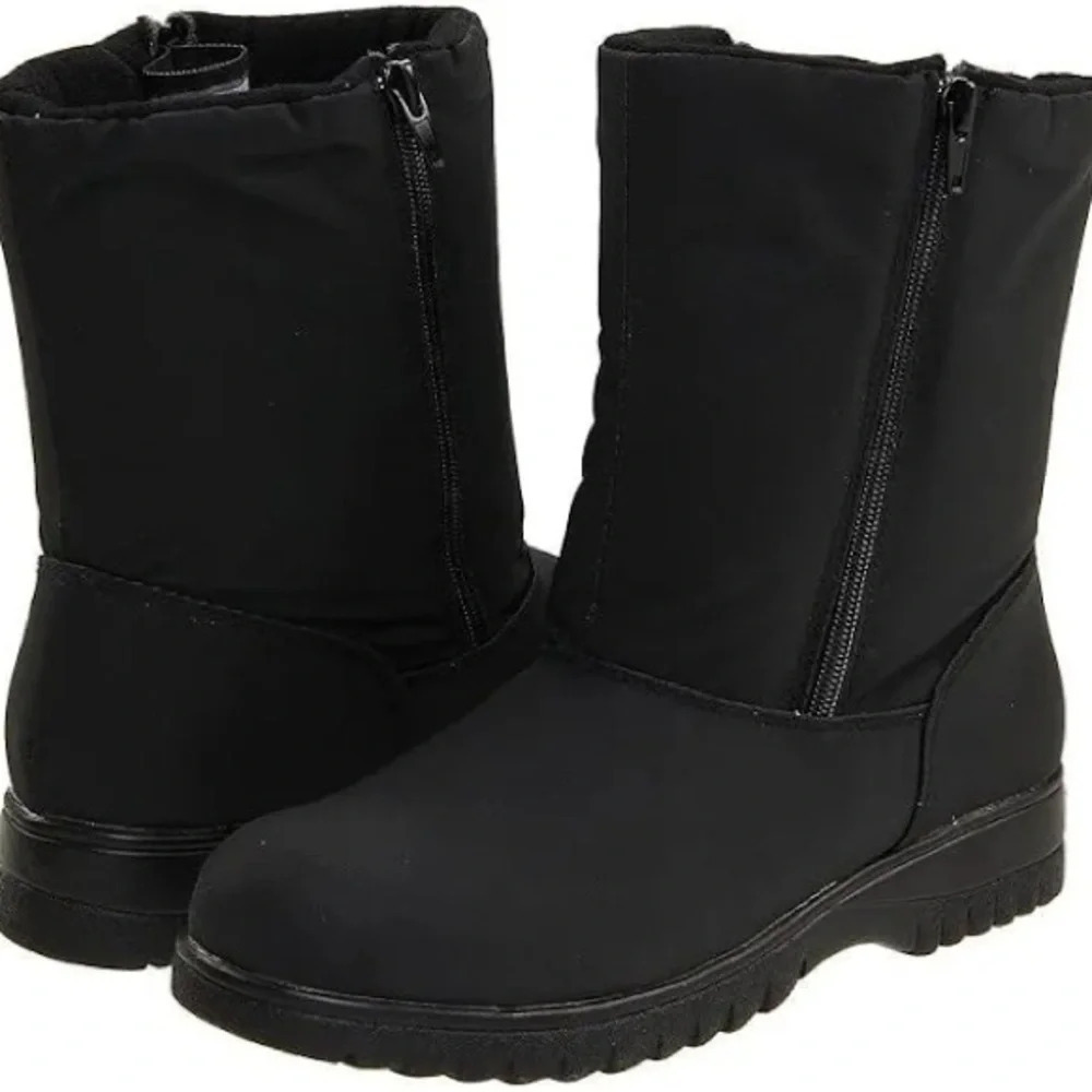 NEW Tundra Fran Boots 8